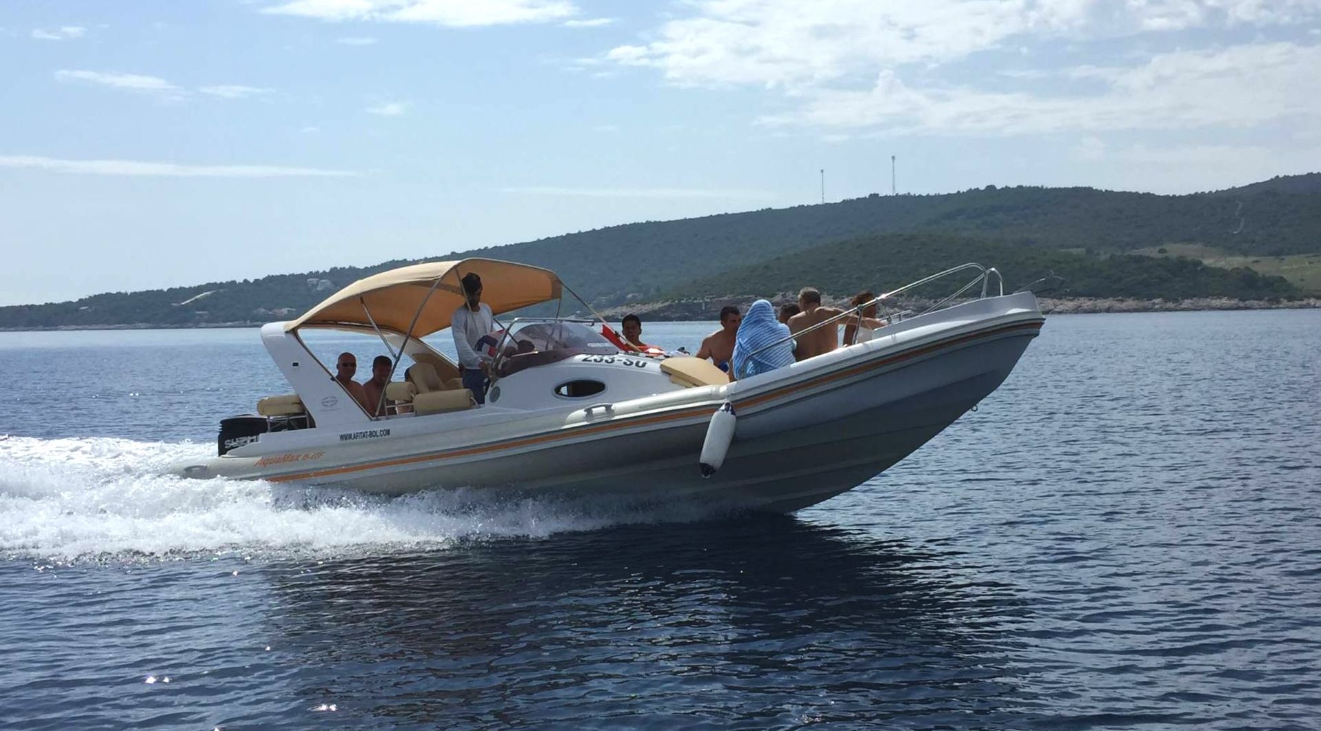 Aquamax B27 brzi gliser gumenjak s kabinom 12