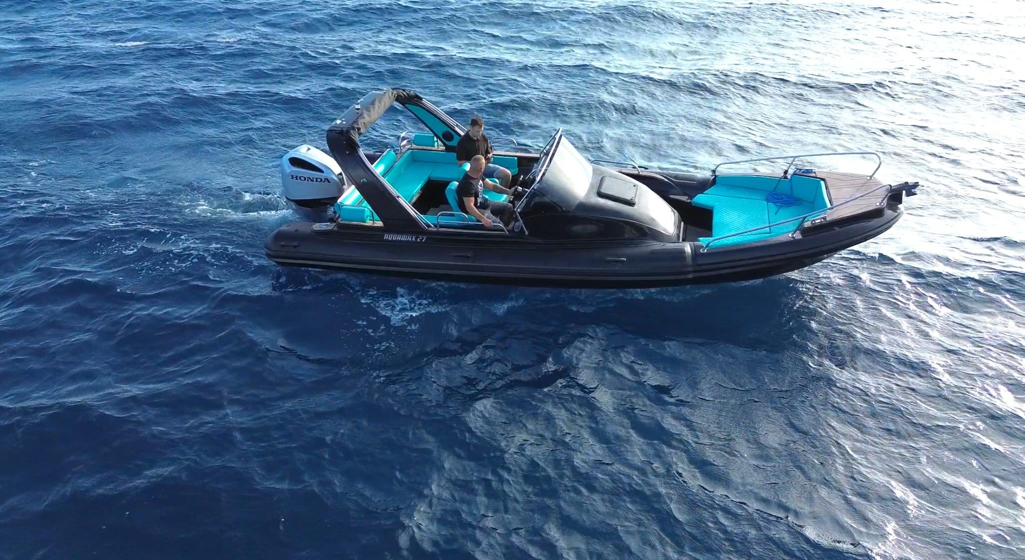 Aquamax B27 brzi gliser gumenjak s kabinom 14